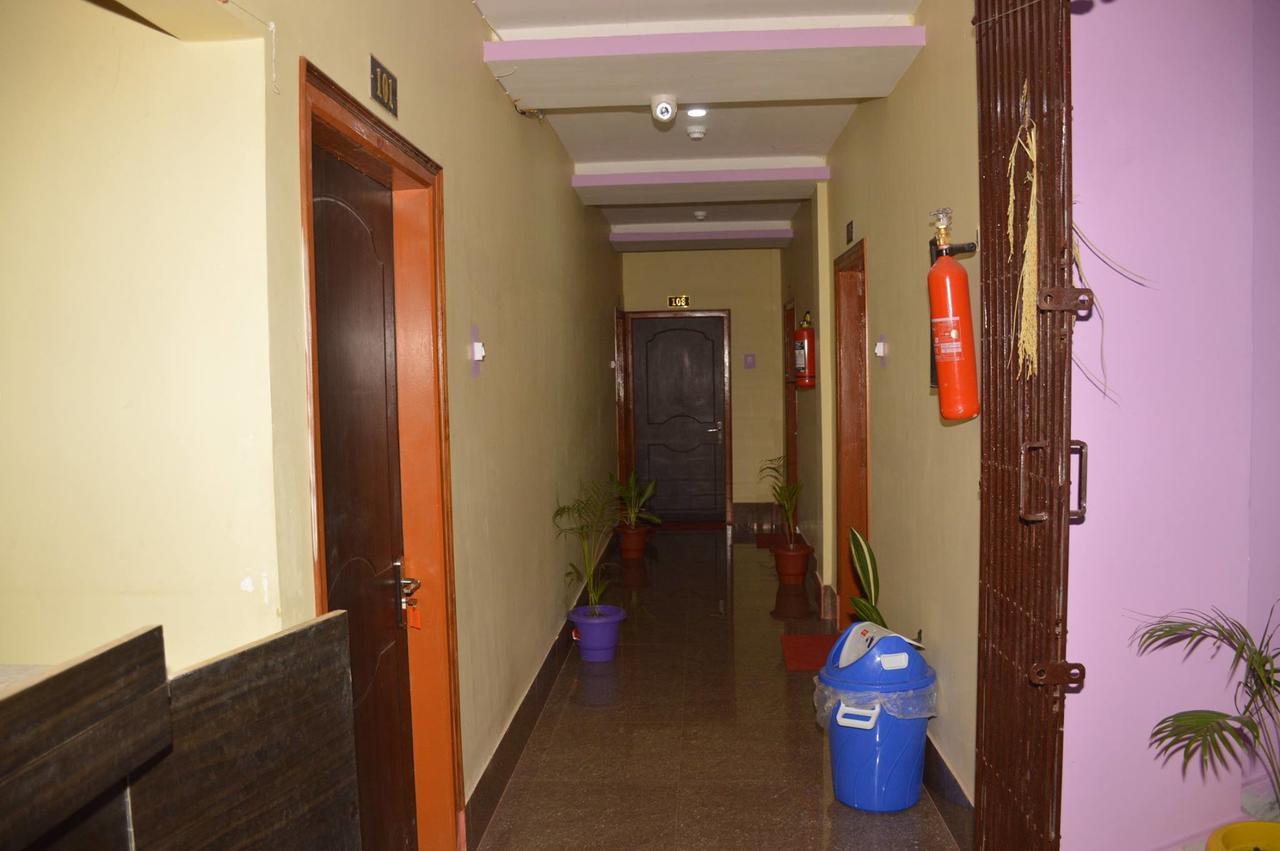 Hotel Kaustav Tezpur Dış mekan fotoğraf